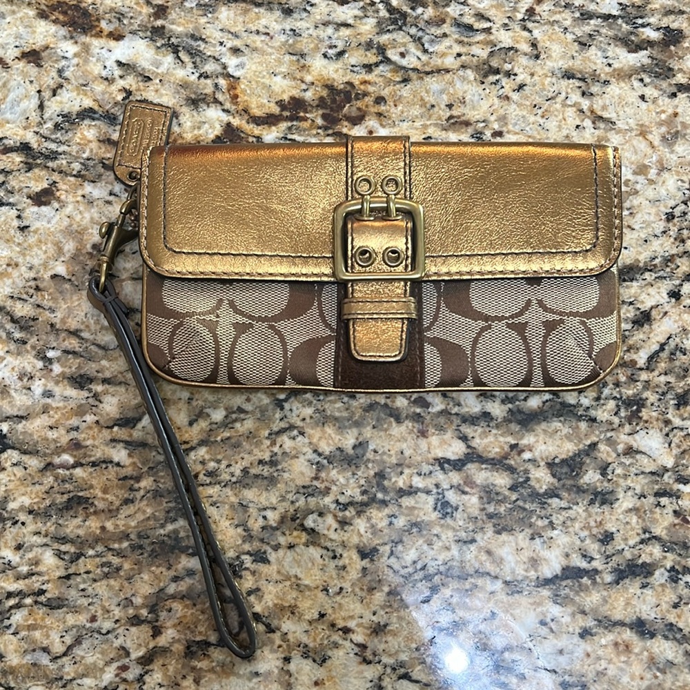 Coach wristlet